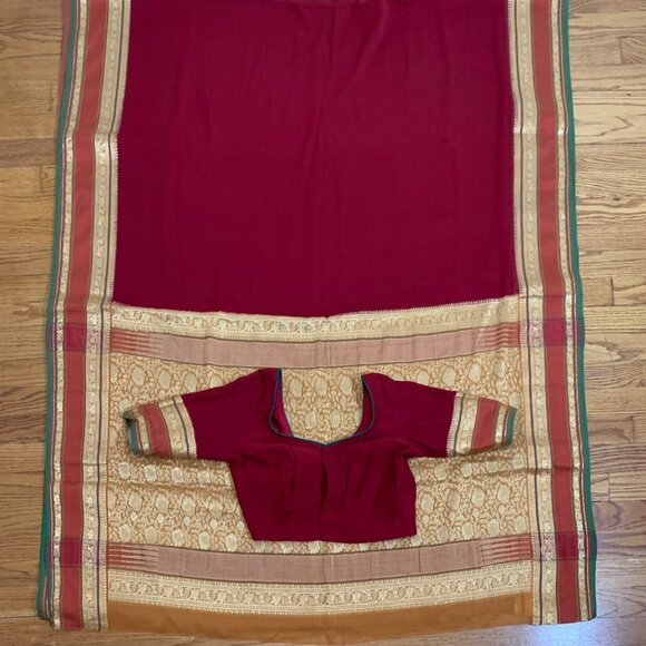 Traditional Indian Saree With Blouse - Red & Gold Silk Blend - Picture 1 of 3